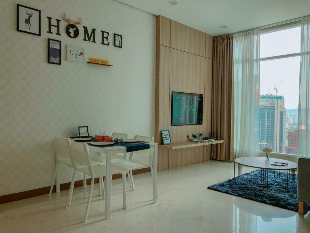 Soho Suites Klcc Куала Лумпур Екстериор снимка